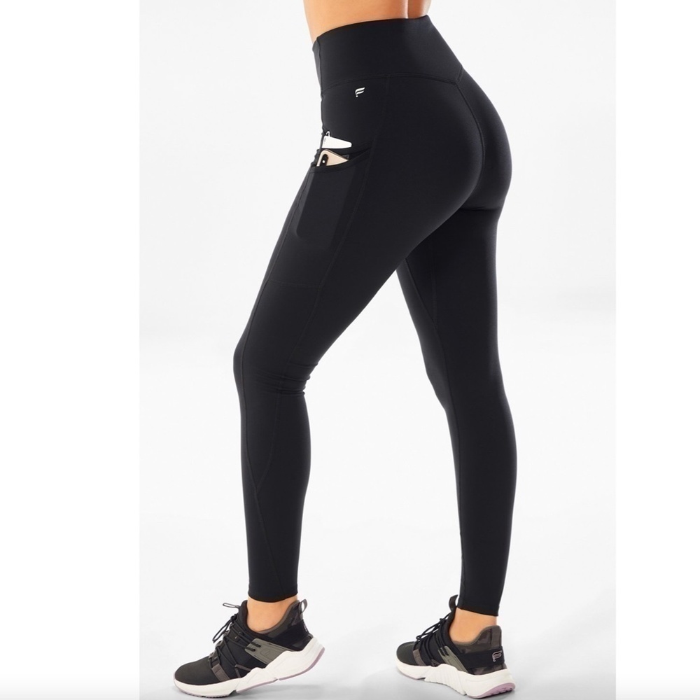 Motion365 by Fabletics Black High Waisted Leggings with Side Pockets
